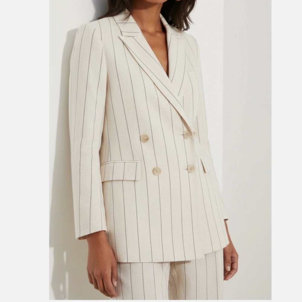 Banana Republic • Linen Blazer Striped